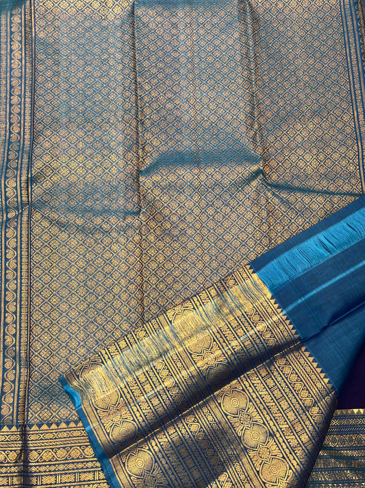 Kanchipuram Handloom Pure Silk Navy Blue Saree - Sai Varun SIlks
