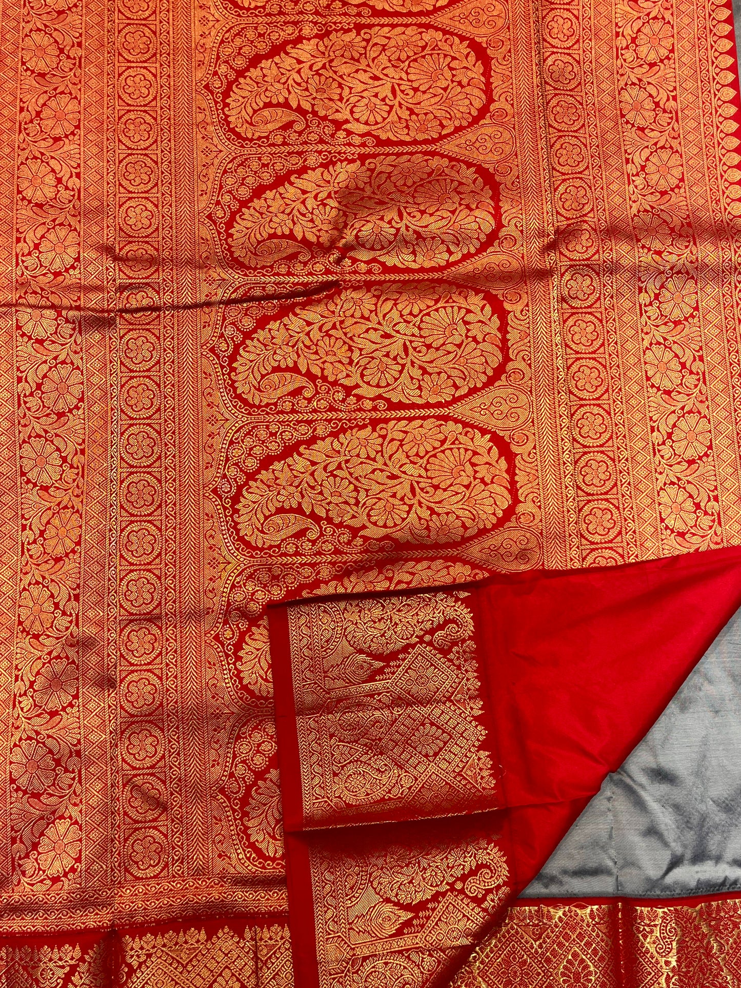 Kanchipuram Handloom Pure Silk Grey Saree - Sai Varun SIlks