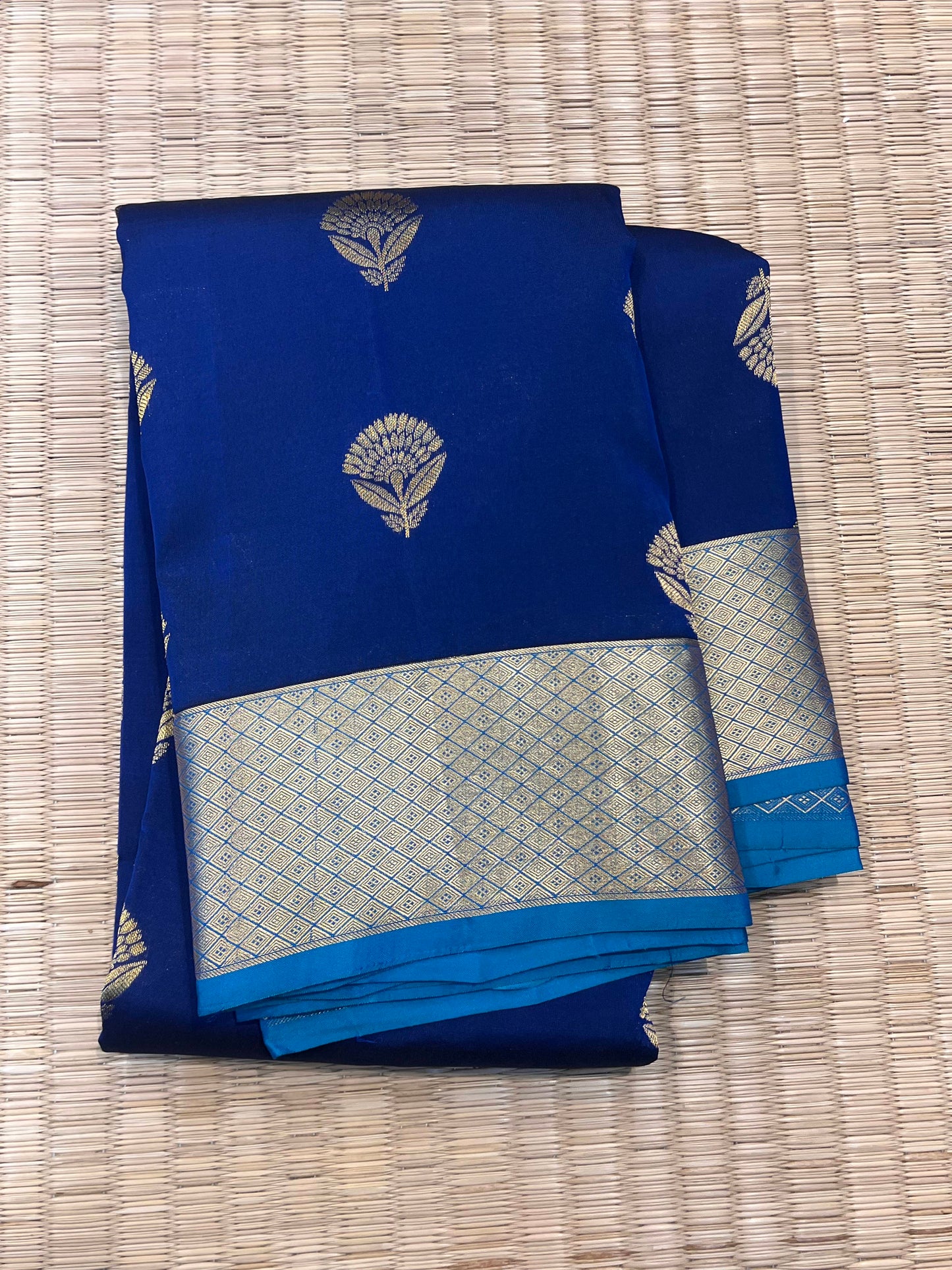Blue Silk Saree with Light Blue Border - Sai Varun SIlks