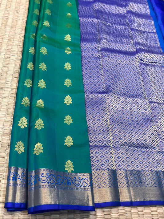 Green Silk Saree with Blue Border - Sai Varun SIlks