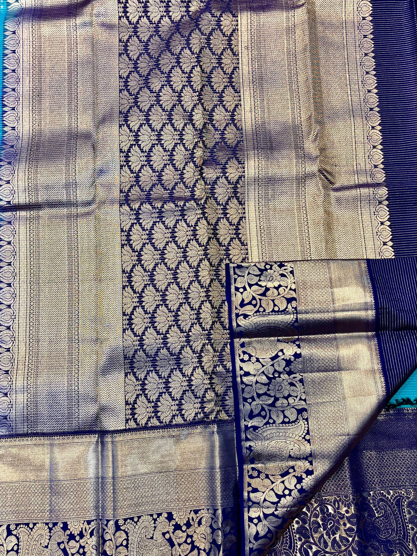 Handloom Silk Blue Contrast Saree - Sai Varun SIlks