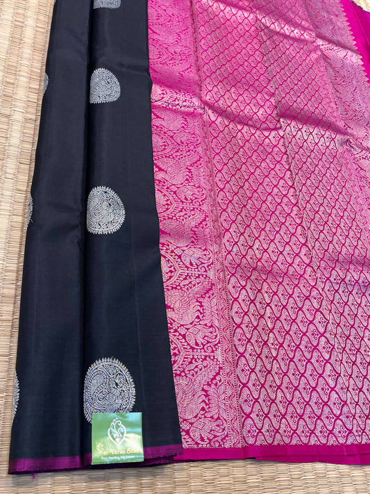 Kanchipuram Handloom Pure Silk Black Saree - Sai Varun SIlks