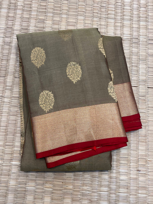 Kanchipuram Handloom Silk Grey Saree - Sai Varun SIlks
